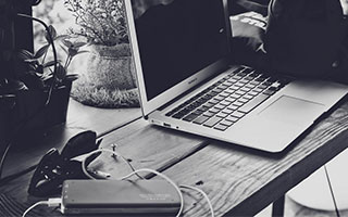 kaiyun-米勒25分布里奇斯19分 黄蜂狂胜篮网31分